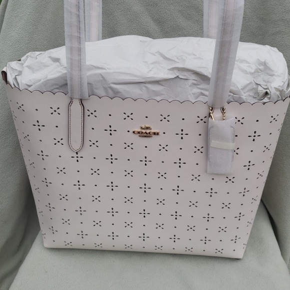Coach Tote bag - Picture 1 of 5